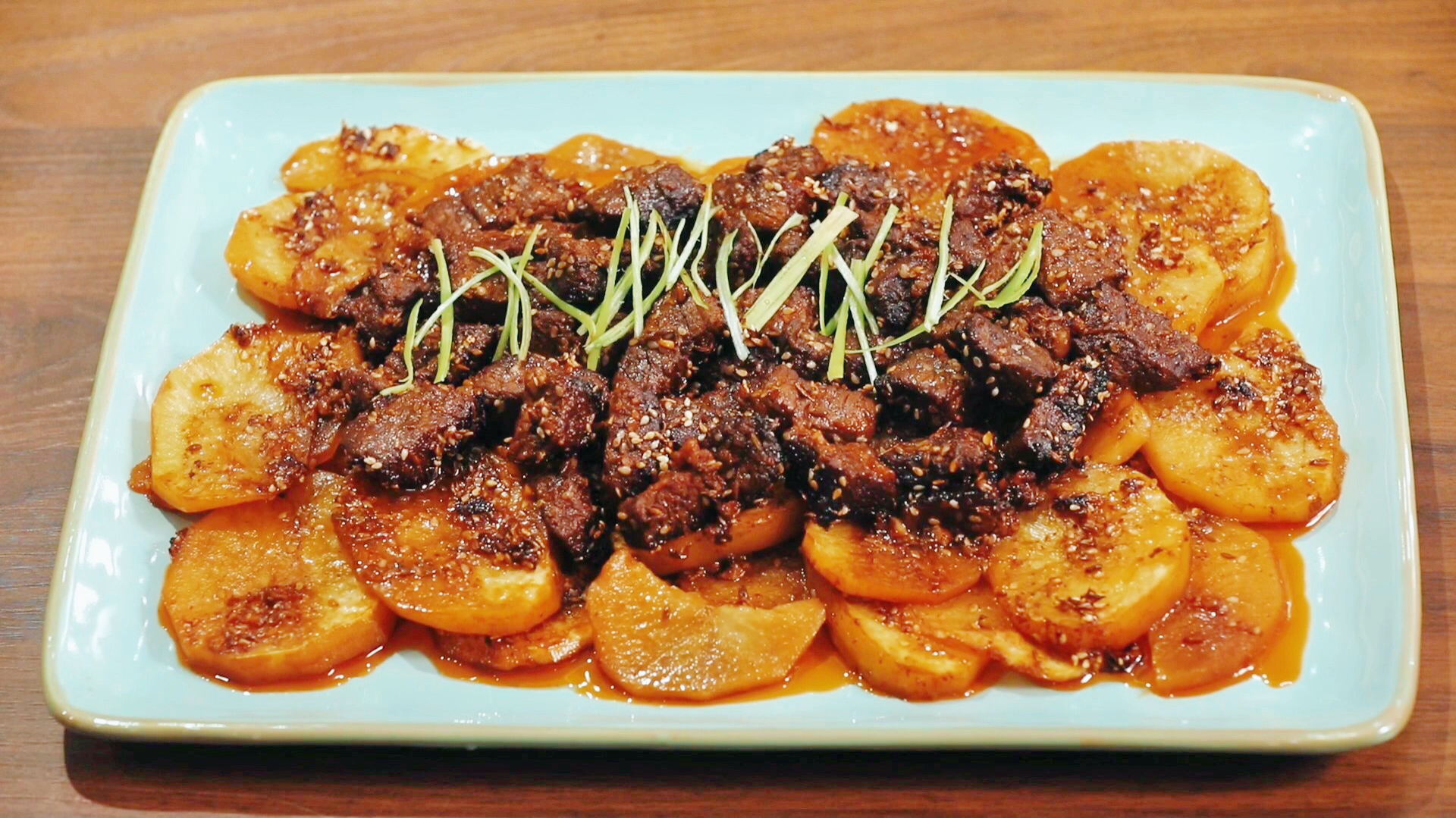 1624958486772334.jpg 土豆烤牛肉1.jpg