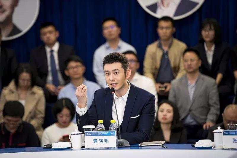 金帝集成灶代言人與你一起關(guān)注博鰲會議 金帝集成灶代言人與你一起關(guān)注博鰲會議