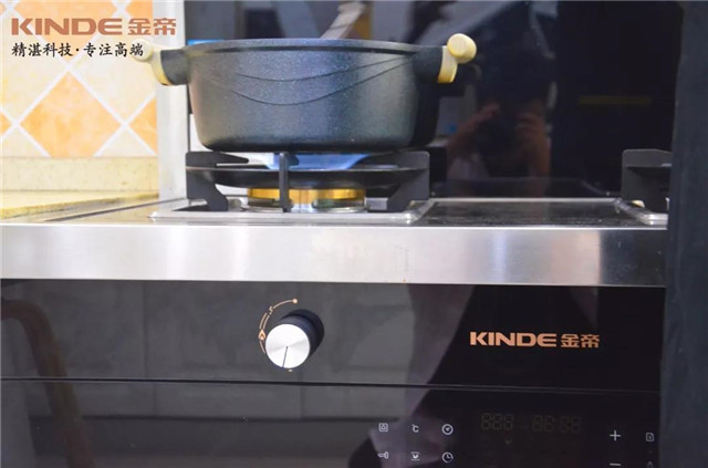 【金帝御食記】椰蓉牛奶小方