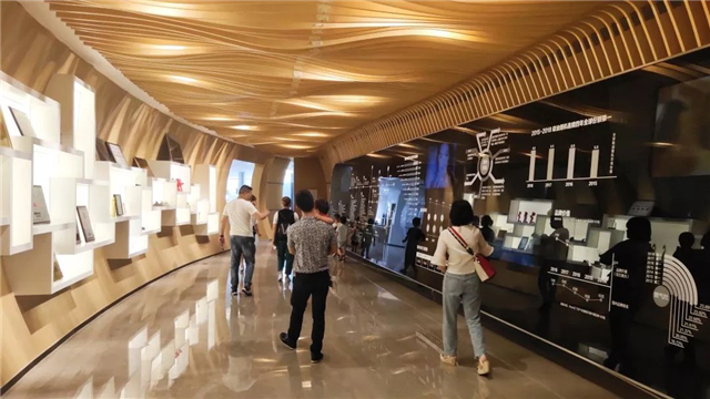 暑假全家總動員,金帝集成灶幸運客戶暢游上海迪士尼 ! 暑假全家總動員,金帝集成灶幸運客戶暢游上海迪士尼 !