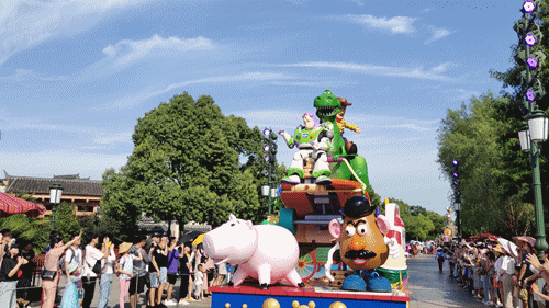 暑假全家總動員,金帝集成灶幸運客戶暢游上海迪士尼 ! 暑假全家總動員,金帝集成灶幸運客戶暢游上海迪士尼 !